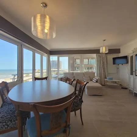 With Panoramic Sea Views Διαμέρισμα